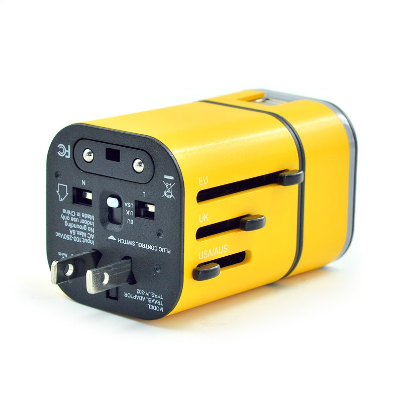 8-hole multifunctional plug converter
